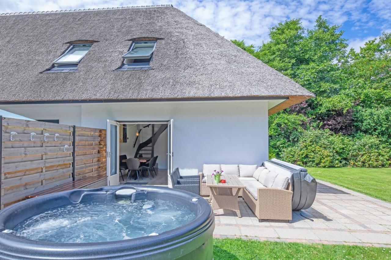 Вілла The Island Life Texel Met Jacuzzi Де-Коог Екстер'єр фото